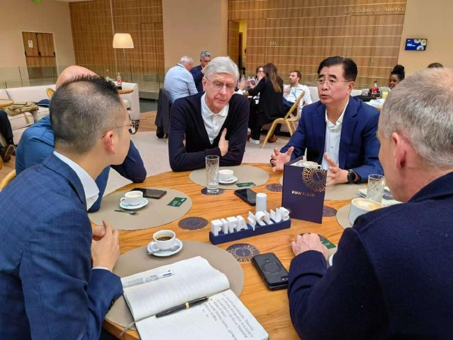 所以立即博页面看起来就像是深入其境案例展示